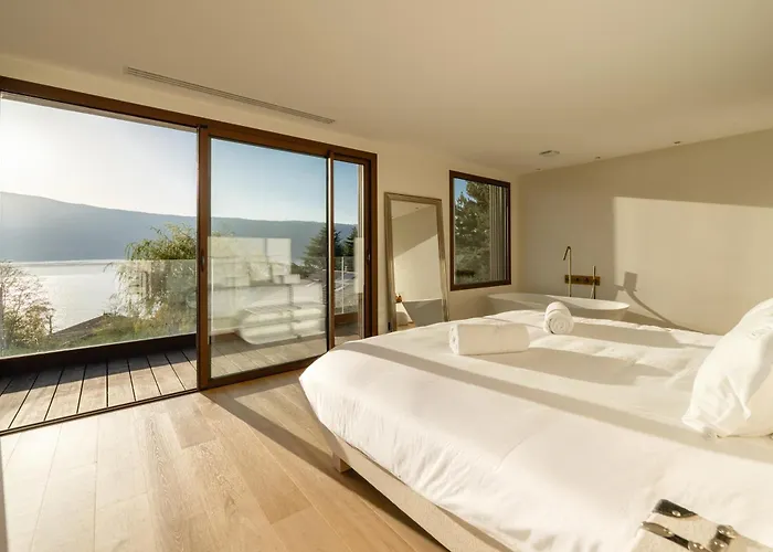 Elegance - Vue Villa